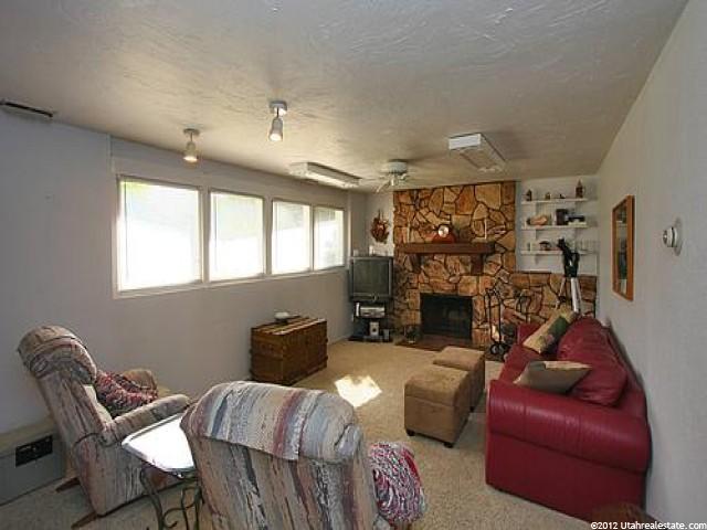9708 Eastpoint Dr, Sandy, UT 84092 — photo 5