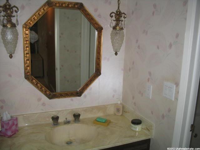 2502 E 1950 N, Layton, UT 84040 — photo 5