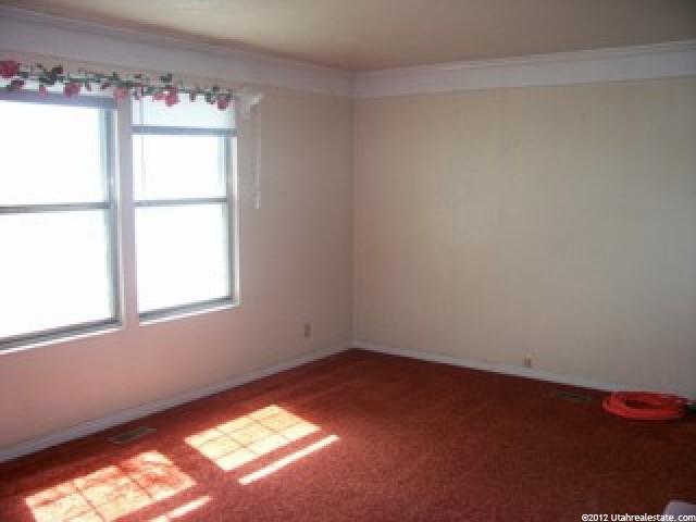 135 E Center, Hinckley, UT 84635 — photo 3