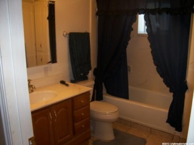 135 E Center, Hinckley, UT 84635 — photo 5