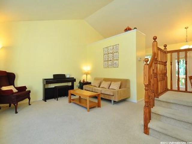 1592 S 300 E, Kaysville, UT 84037 — photo 2