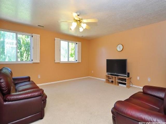 1592 S 300 E, Kaysville, UT 84037 — photo 6