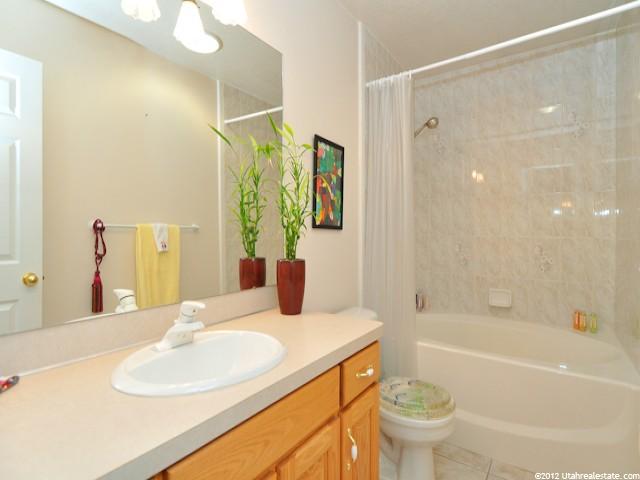 5146 S 350 E, Washington Terrace, UT 84405 — photo 5