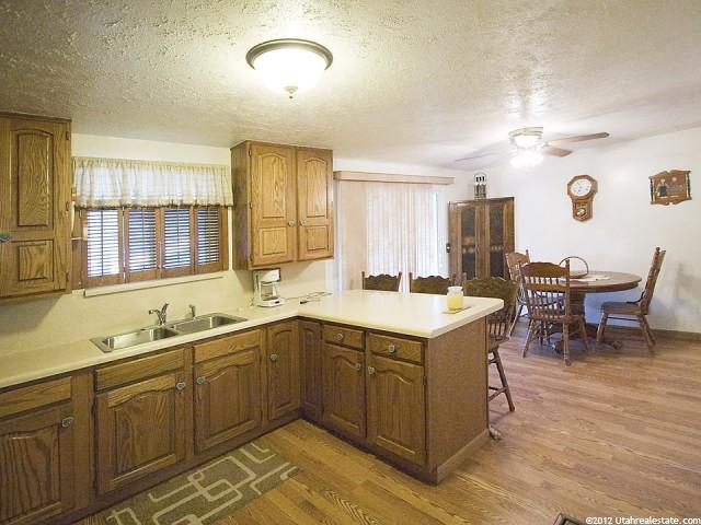 837 E 10600 S, Sandy, UT 84094 — photo 8
