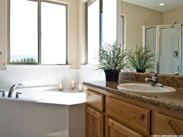 880 E Silver Spur Rd, Grantsville, UT 84029 — photo 8