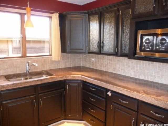 9984 S Falconview Dr E, Sandy, UT 84092 — photo 5