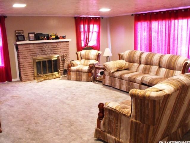 942 E Gentile St, Layton, UT 84041 — photo 6