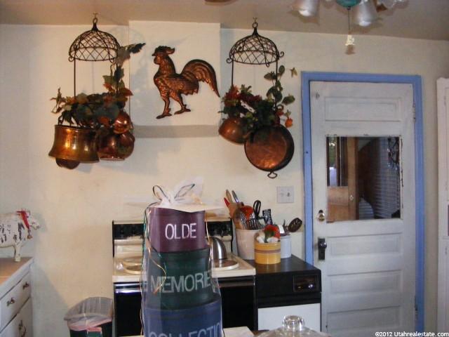 69 N 200 E, Mayfield, UT 84643 — photo 6
