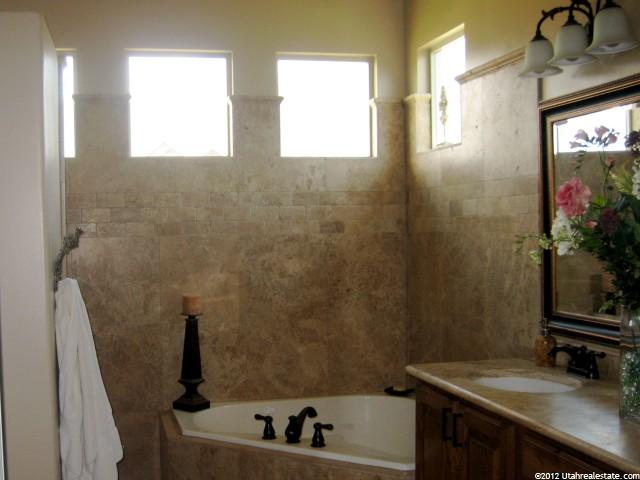 460 N 1375 E, Layton, UT 84040 — photo 9