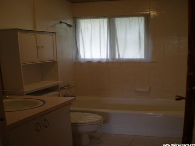 5040 S Burch Creek Dr E, Ogden, UT 84403 — photo 5