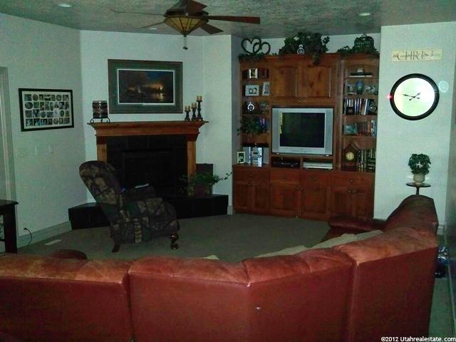 204 E Lewis Park Cir, Bountiful, UT 84010 — photo 4