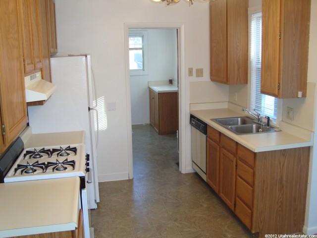 8891 S 220 E, Sandy, UT 84070 — photo 3