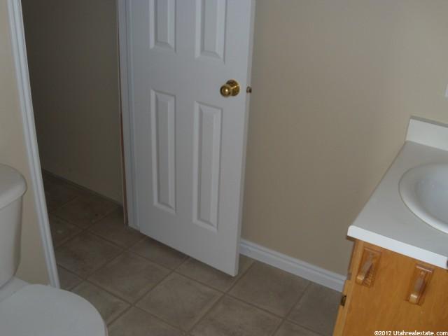1578 S Saxonbrook Dr E, Ogden, UT 84404 — photo 8