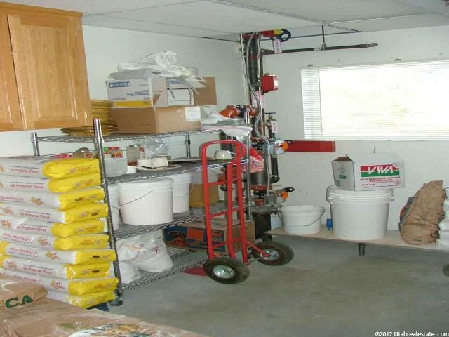 250 W Main St, Hyrum, UT 84319 — photo 7