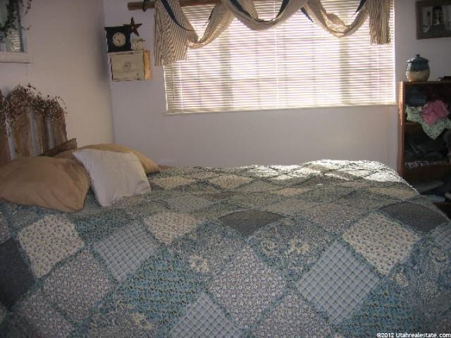 417 S 700 W, Tremonton, UT 84337 — photo 4
