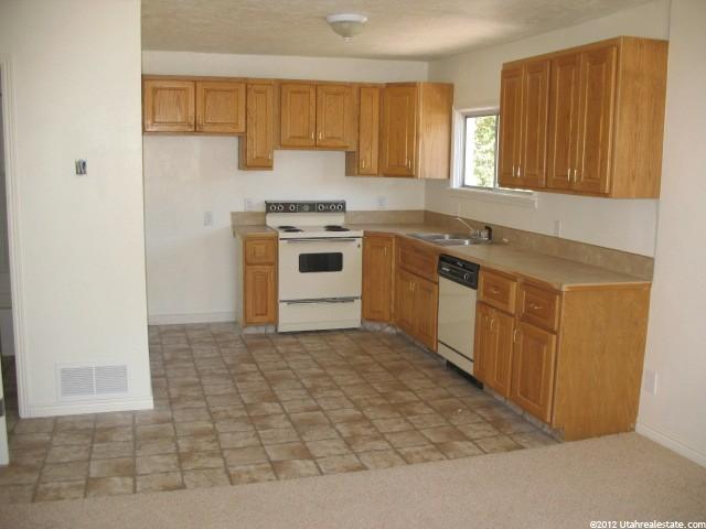 509 E Center St, Nephi, UT 84648 — photo 2