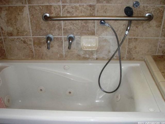 840 N 200 W, Sunset, UT 84015 — photo 8