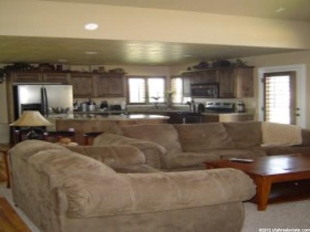 2560 N 2575 W, Farr West, UT 84404 — photo 2