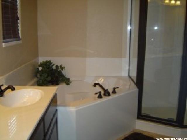 2560 N 2575 W, Farr West, UT 84404 — photo 4