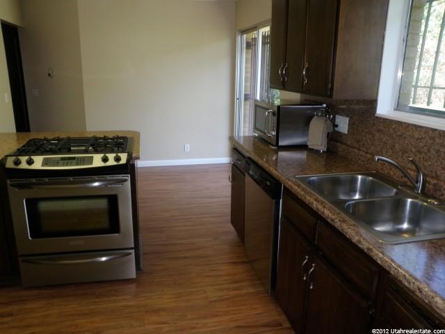 485 S Mountain Rd E, Fruit Heights, UT 84037 — photo 4
