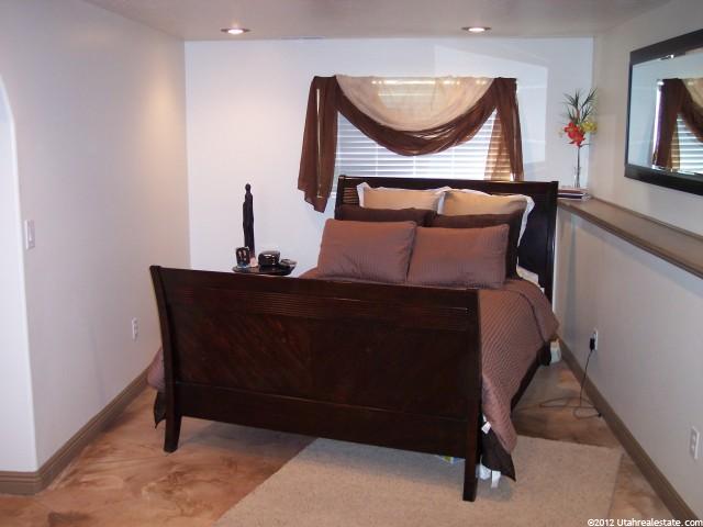 5471 Midland Dr, Roy, UT 84067 — photo 9