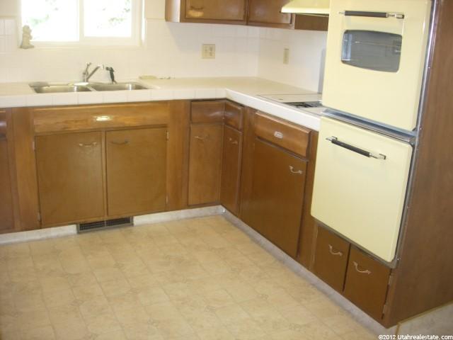 1059 Arlington Way S, Bountiful, UT 84010 — photo 7