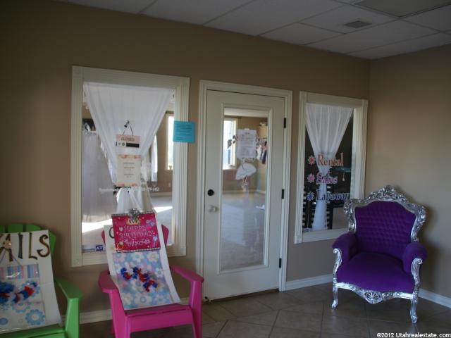 540 W Antelope S #B, Clearfield, UT 84015 — photo 4