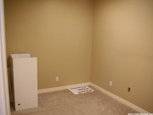 540 W Antelope S #B, Clearfield, UT 84015 — photo 5