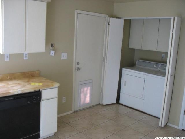 252 E 8375 S, Sandy, UT 84070 — photo 5