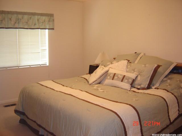 4219 S 2850 W, Roy, UT 84067 — photo 4
