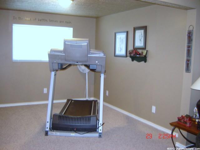 4219 S 2850 W, Roy, UT 84067 — photo 10
