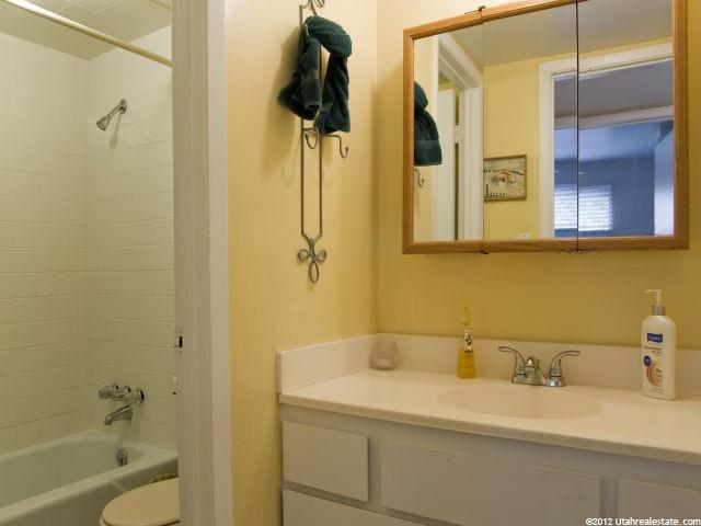 440 E Creekside Cir #E, Murray, UT 84107 — photo 12