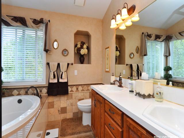 546 E 3150 N, North Ogden, UT 84414 — photo 8