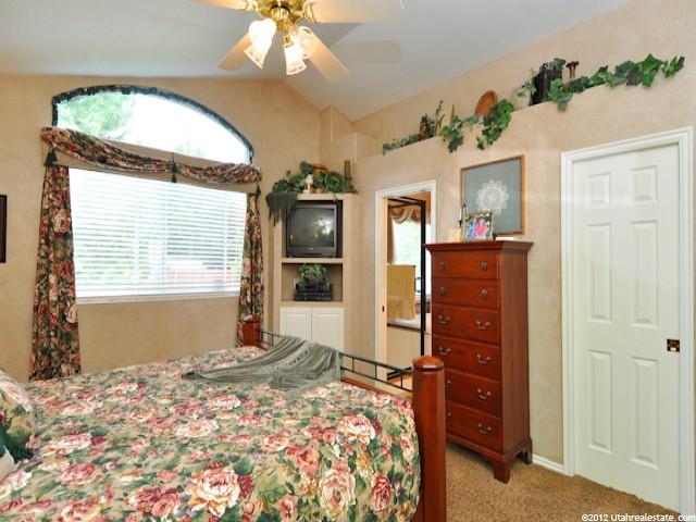 546 E 3150 N, North Ogden, UT 84414 — photo 9