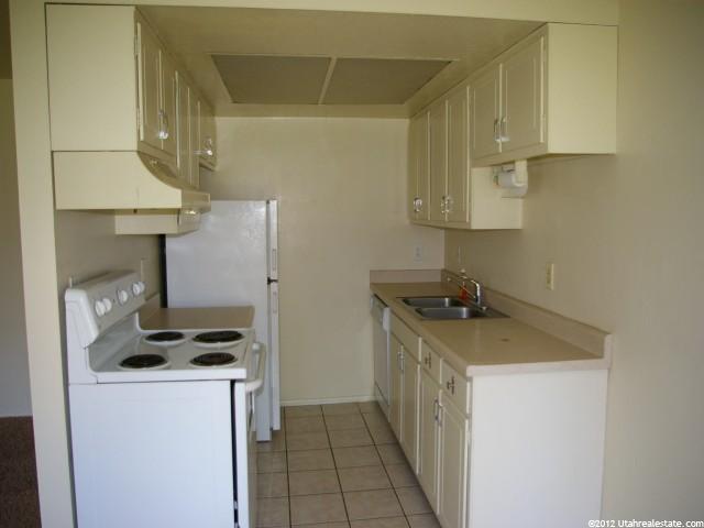 1667 N 1575 W, Layton, UT 84041 — photo 2