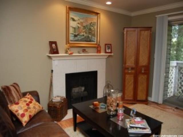 875 E Arrowhead Ln #42, Murray, UT 84107 — photo 2