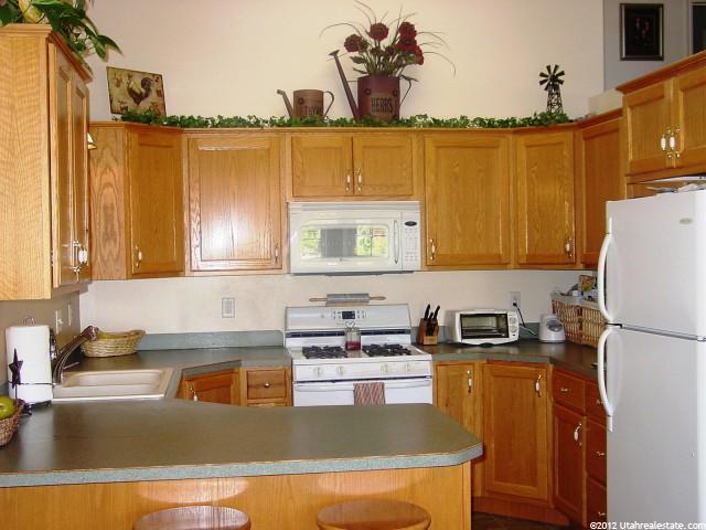 70 Thomas Ct, Logan, UT 84321 — photo 4