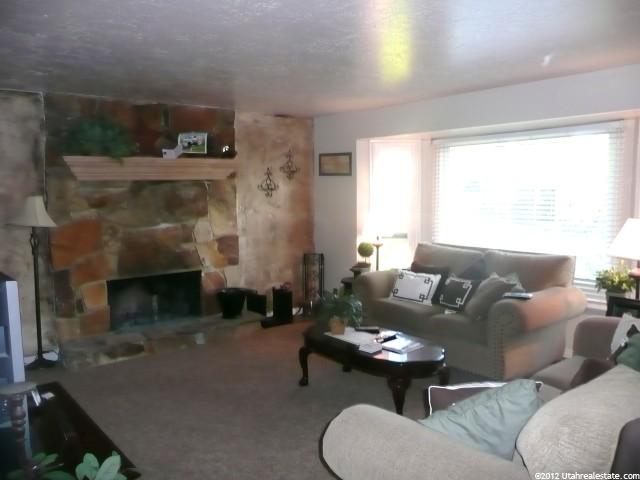1051 E Oakridge Cir S, Sandy, UT 84094 — photo 4