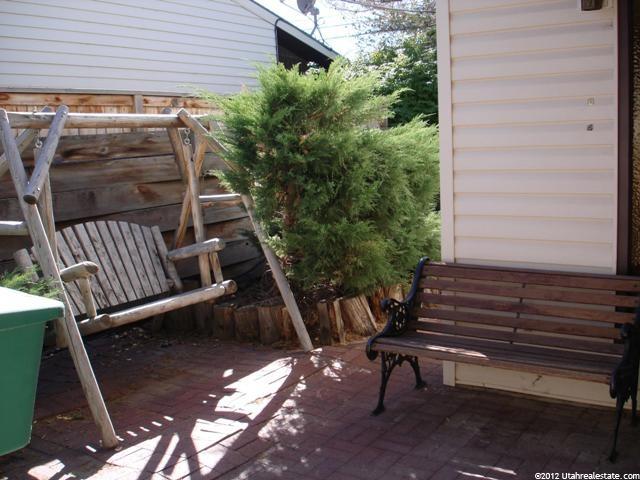 5994 S Nova Dr, Murray, UT 84107 — photo 2