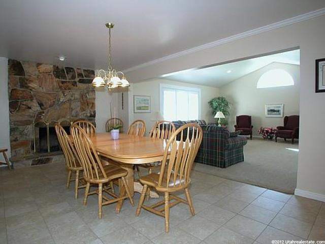2040 Gyrfalcon Dr, Sandy, UT 84092 — photo 6