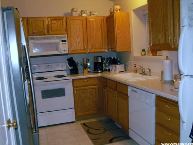 1047 W 4200 S, Riverdale, UT 84405 — photo 3