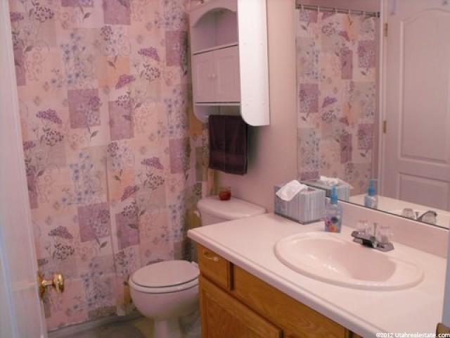 1047 W 4200 S, Riverdale, UT 84405 — photo 6