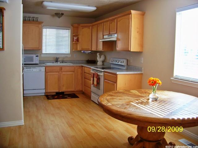 7841 Saddleback Dr, Eagle Mountain, UT 84005 — photo 5