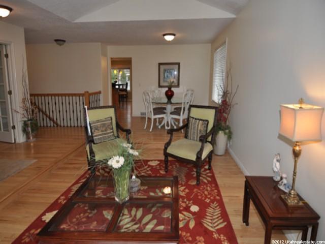 1849 E Gracey Ln, Sandy, UT 84092 — photo 5