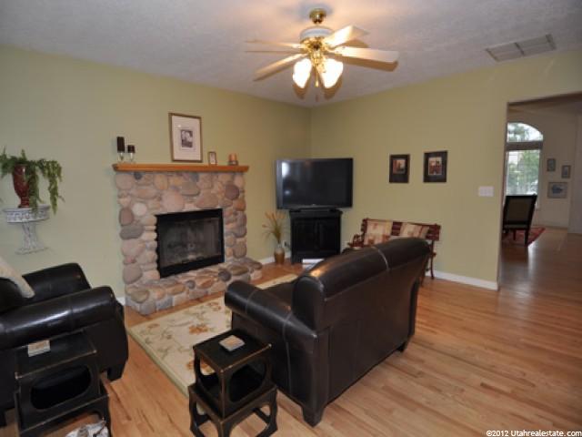 1849 E Gracey Ln, Sandy, UT 84092 — photo 6