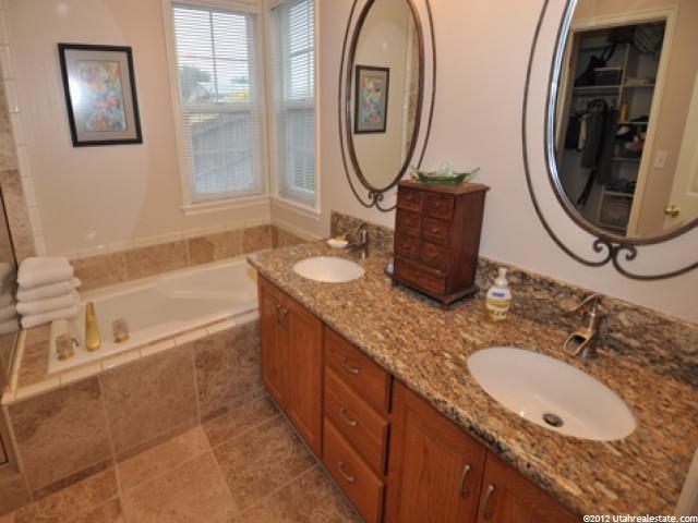 1849 E Gracey Ln, Sandy, UT 84092 — photo 9