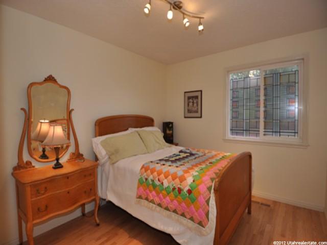 1849 E Gracey Ln, Sandy, UT 84092 — photo 10