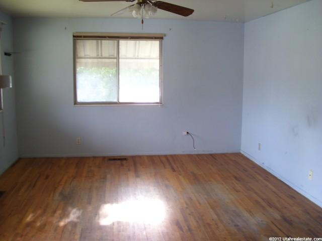 352 Bruce St, Clearfield, UT 84015 — photo 4