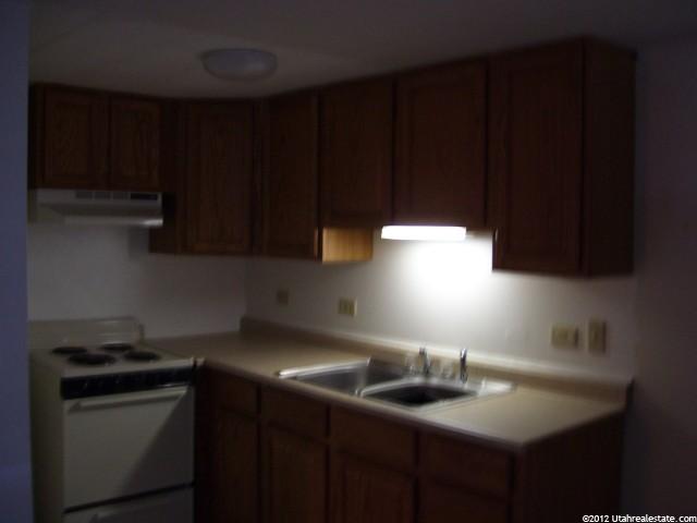 352 Bruce St, Clearfield, UT 84015 — photo 8