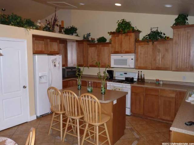 4083 S 3425 W, West Haven, UT 84401 — photo 3